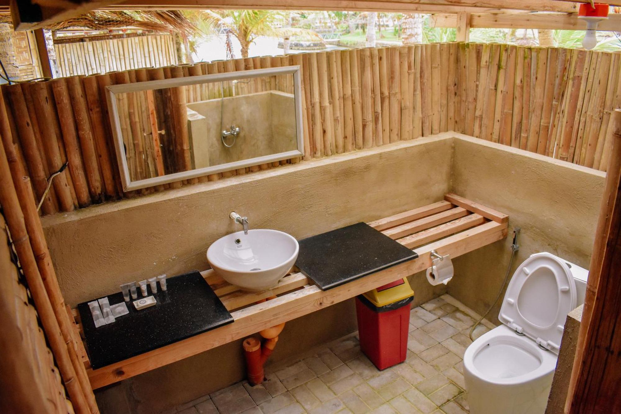 Golden Sands Destination Resorts Daanbantayan Kültér fotó